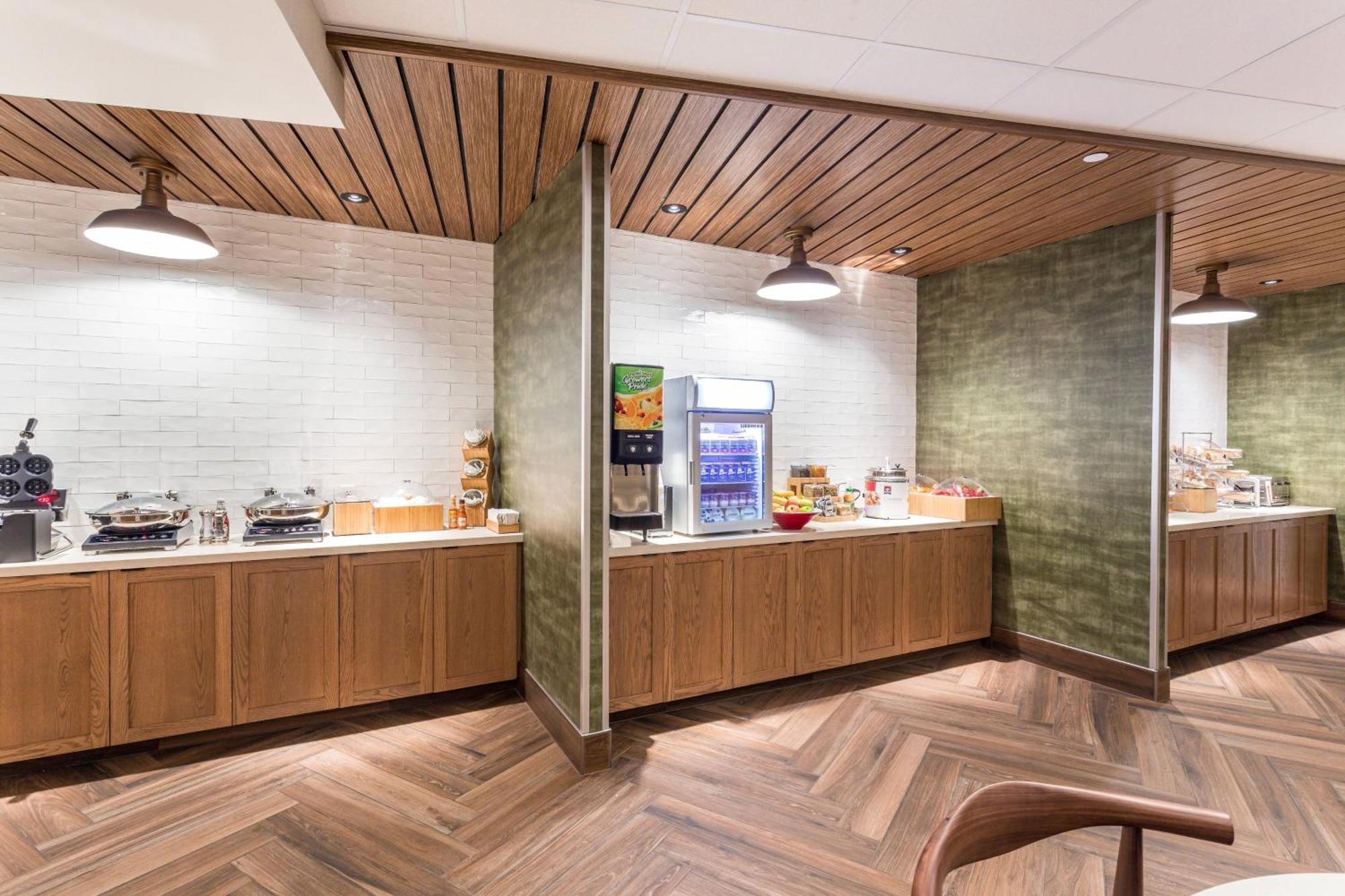 Fairfield & By Marriott 3*